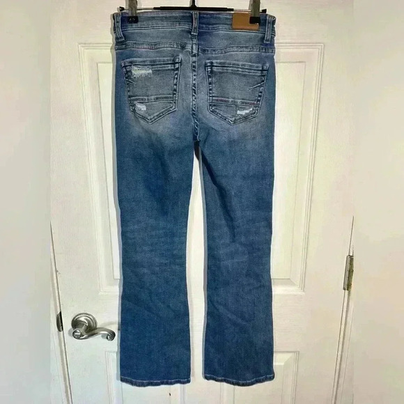 BKE Payton Universal Fit Mid Rise Bootcut Jeans. 23 x 29 1/2. Buckle Denim. - Picture 4 of 10